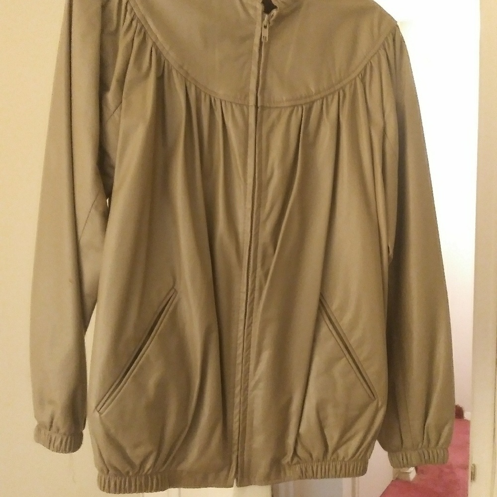 Leather jackets - Picture 2 of 6